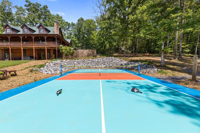 Building Photo - 181 Sugar Mountain Rd