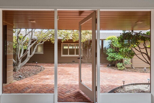 Building Photo - 5960 McAndrew Dr