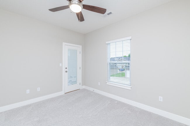 Building Photo - 32 Blue Ridge Rd