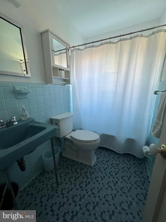 Building Photo - 5607 7th St S