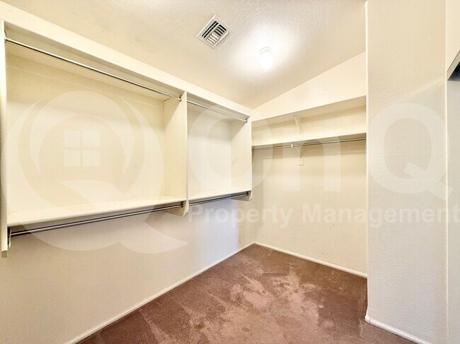 Building Photo - 16111 W Winslow Dr