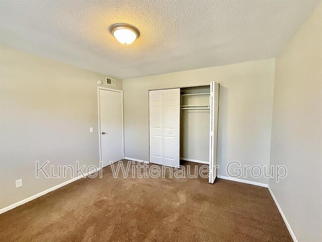 Building Photo - 1320 N 1st St