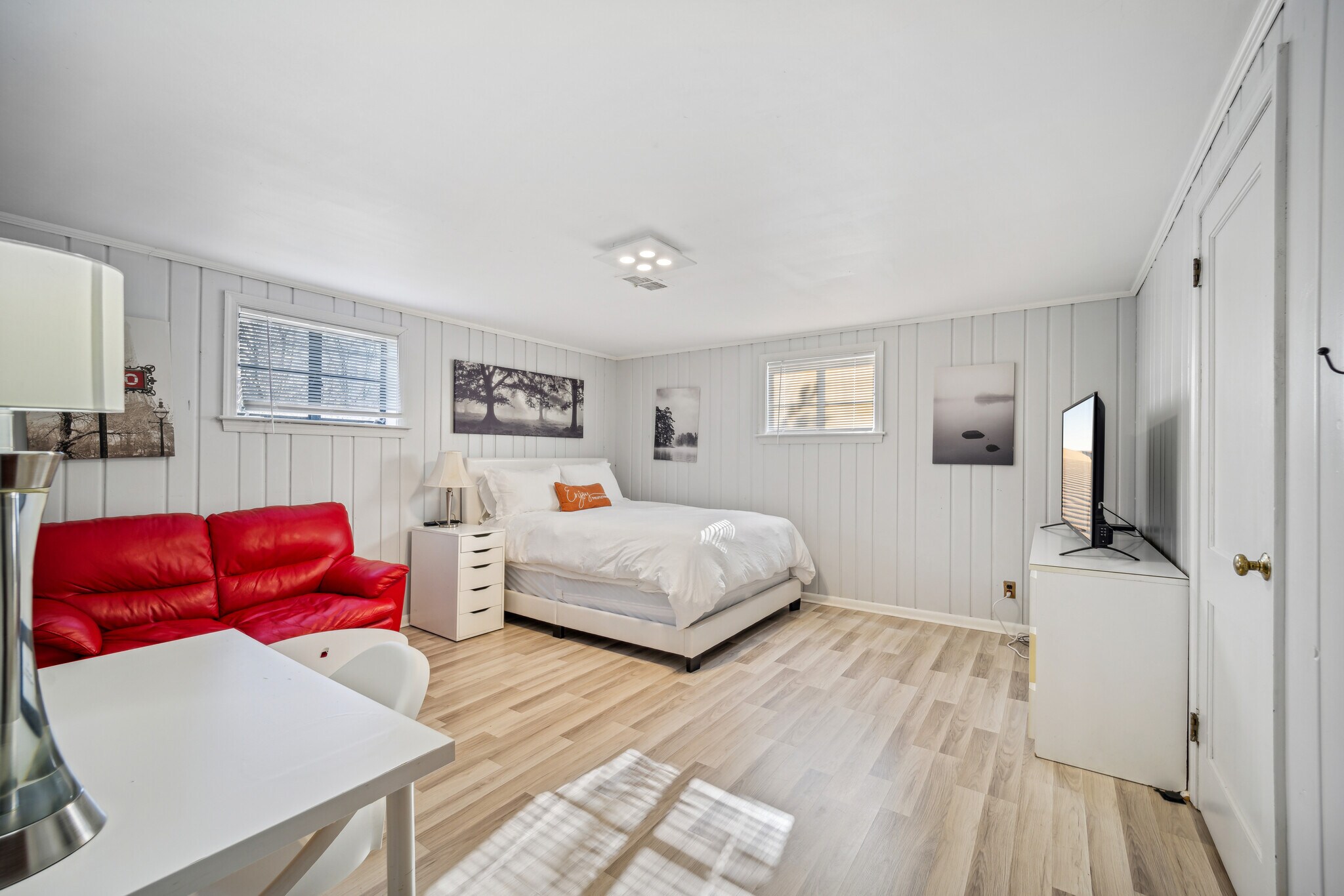 Building Photo - 2600 S Eads St