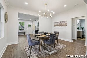 Building Photo - 1119 W Huisache Ave