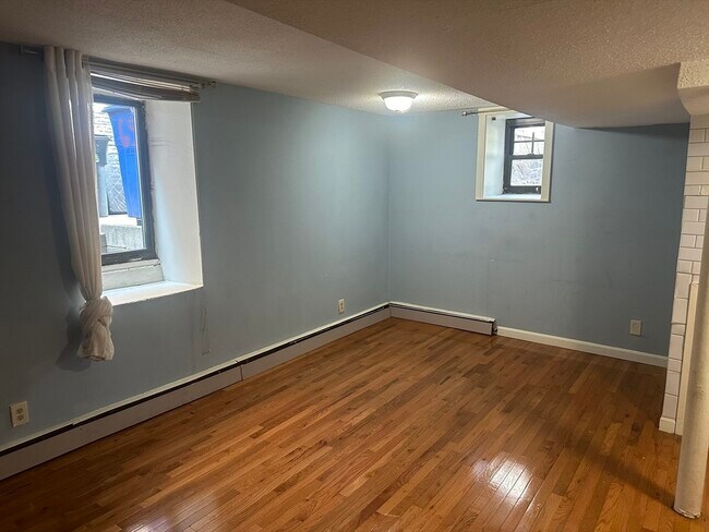 Building Photo - 57 Brighton Ave