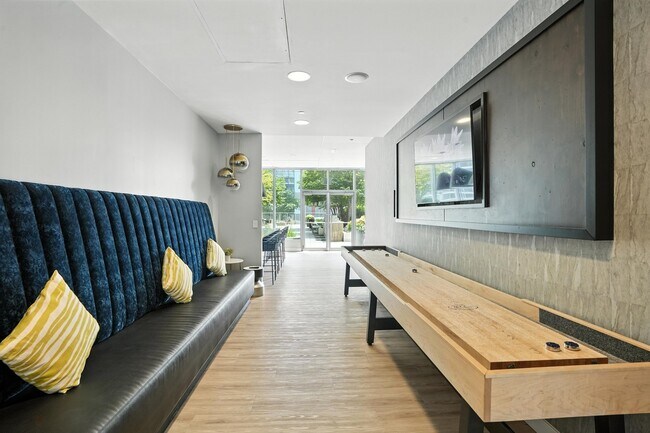 Building Photo - 354 E Wacker Dr