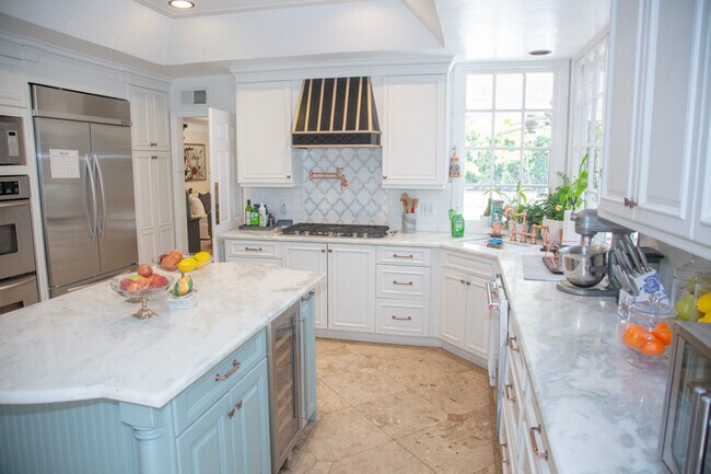 Building Photo - 4511 Dulcinea Ct