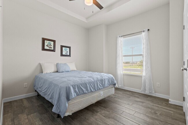 Building Photo - BRAND NEW HOMES FOR LEASE IN MERCEDES! 3BDs & 4BDs - CHOOSE YOUR HOME! MOVE IN SPECIAL - 1ST MONT...