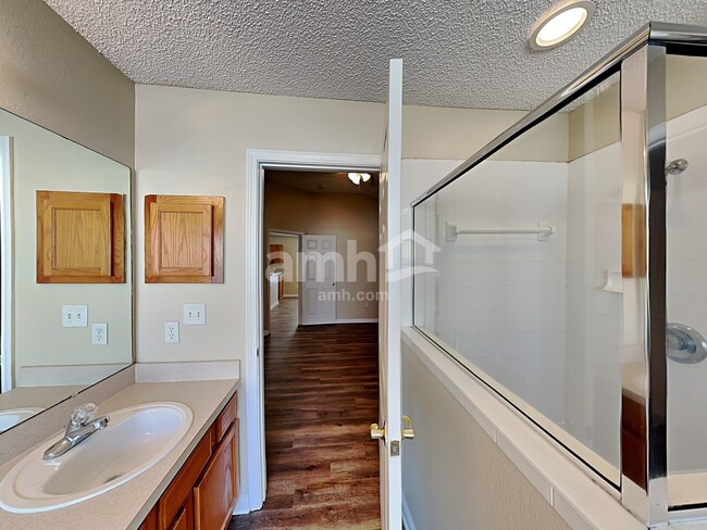 Building Photo - 2570 Blackstone Ct