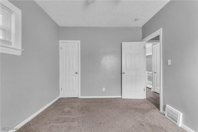 Building Photo - 3803 W 135th St