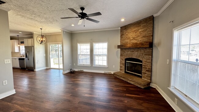 Building Photo - 1126 Haw Branch Rd