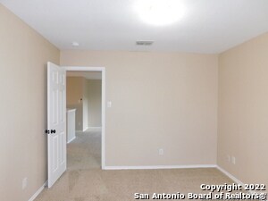Building Photo - 10386 Oakwood Crest