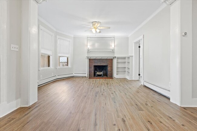 Building Photo - 30 Dane St