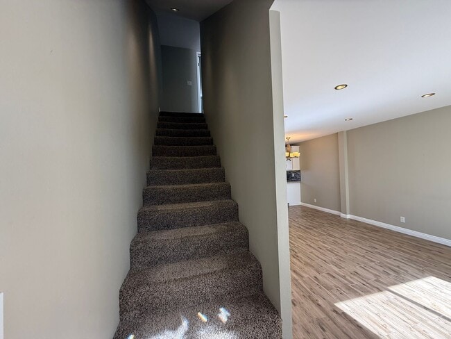 Building Photo - 4038 Argyle Dr