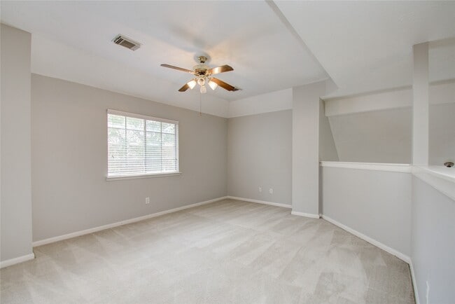 Building Photo - 24302 Schivener House Ln