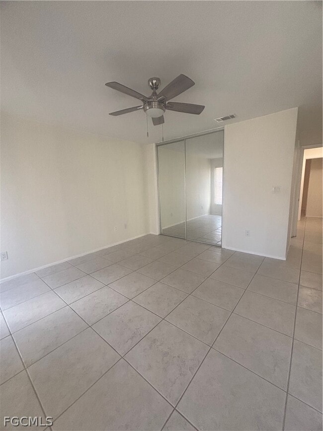 Building Photo - 1219 SE 23rd Pl