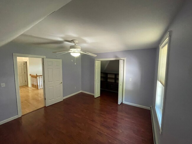 Building Photo - 3 Bed 2.5 Bath Home in Dover