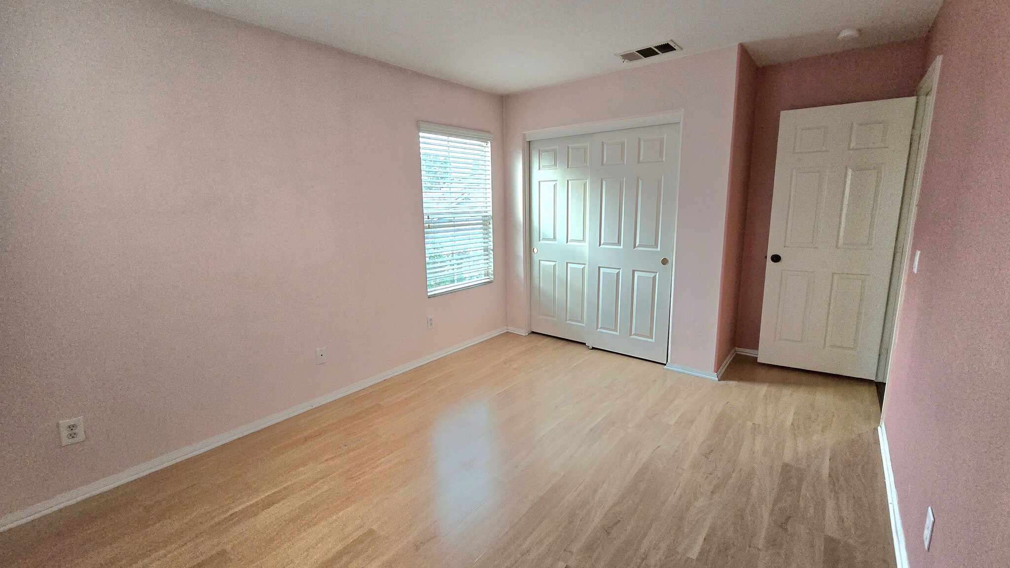 Bedroom 3 - 24125 View Pointe Ln