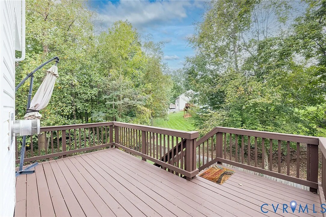 top deck - 3620 Tanby Rd