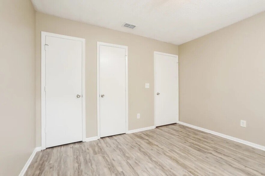 Building Photo - 3575 W Lake Mary Blvd