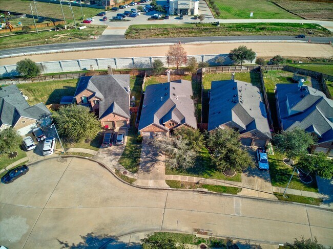 Building Photo - 28111 Helmsman Knolls Dr