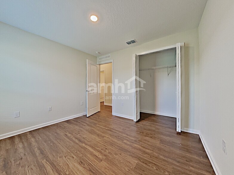 Building Photo - 4387 Seven Canyons Dr