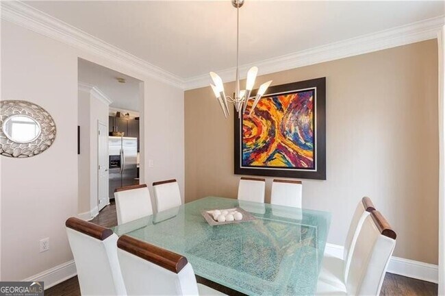 Building Photo - 1155 Glenridge Pl NE