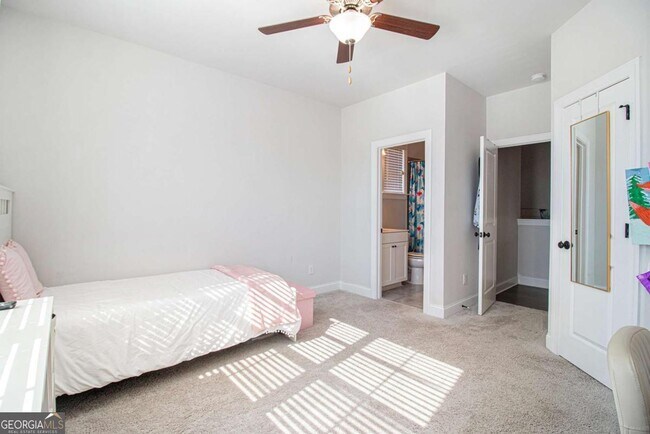 Building Photo - 603 Skye Ct