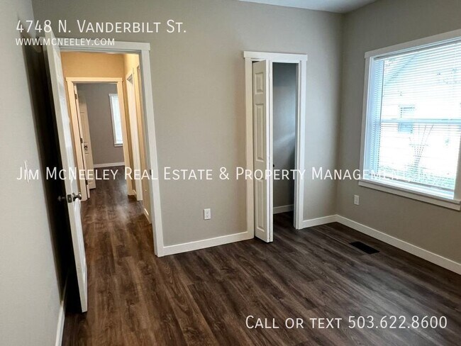 Building Photo - 4748 N Vanderbilt St