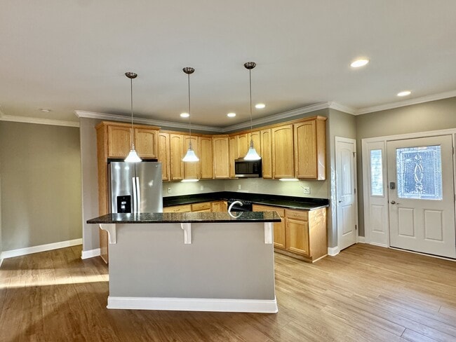 Building Photo - 293 Elohi Way