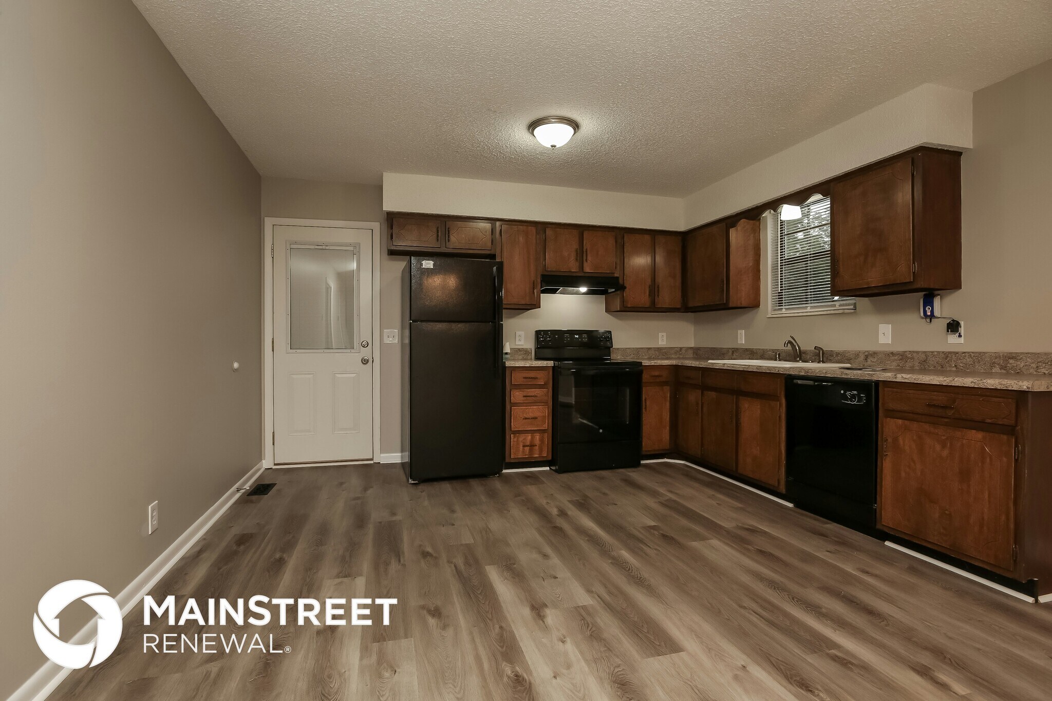 Building Photo - 431 Sunset Dr