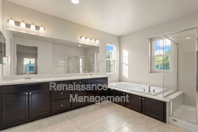 Building Photo - 638 W Gravino Dr