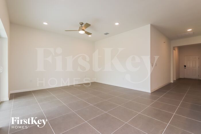 Building Photo - 142 Windsor Reserve Dr