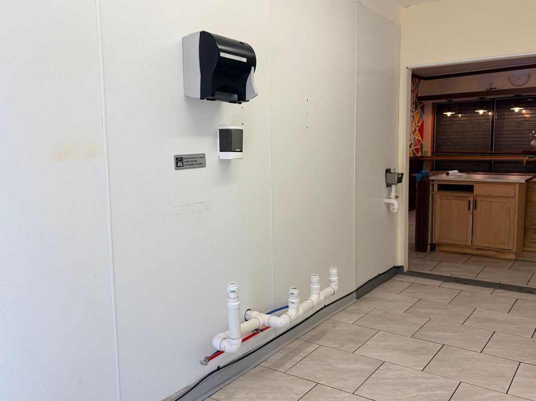 Building Photo - 962 Atwells Ave