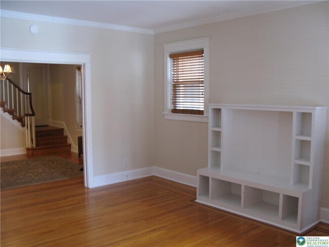Building Photo - 520 N Muhlenberg St