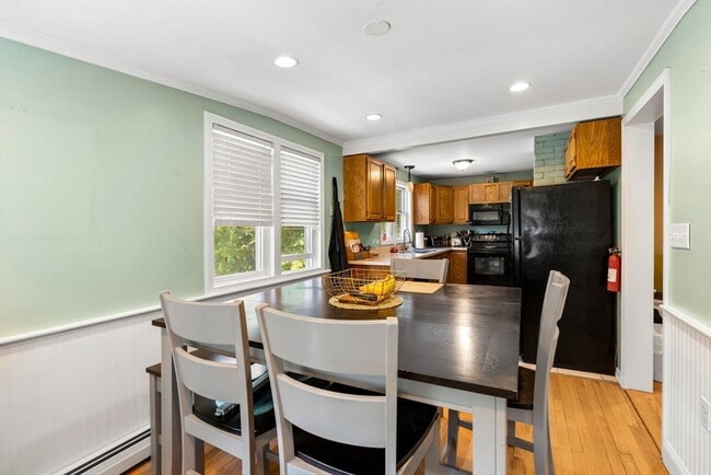 Building Photo - 22 Witham St