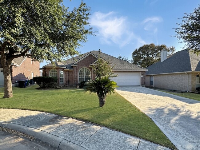 Building Photo - 5106 Ascot Pl