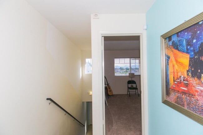 Building Photo - 91-1031 Kaimalie St. #4C3 - TJackson | 91-...