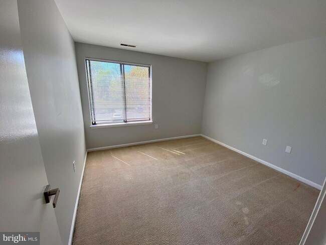 Building Photo - 1121 Castle Harbor Way