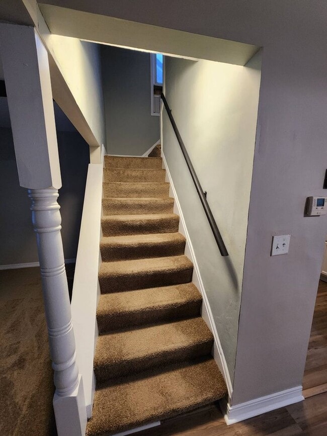 Building Photo - Charming 3-Bedroom Property in Prime Location