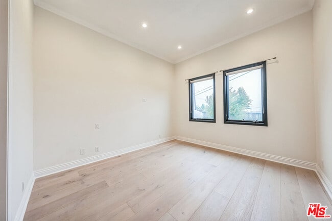 Building Photo - 4576 Martson Dr