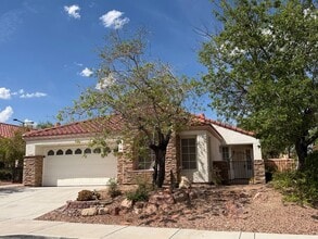 Building Photo - 8164 Sedona Sunset Dr