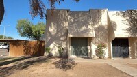 Building Photo - 5902 W Golden Ln