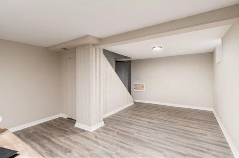 Building Photo - 1855 Jermain Dr