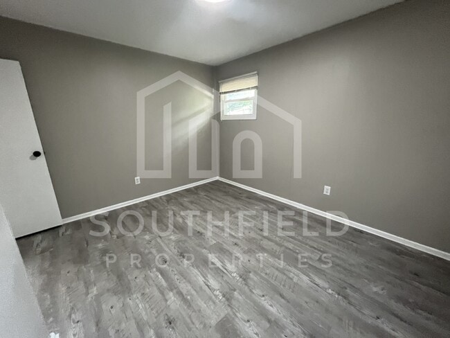 Building Photo - 2552 Sarvis Ct