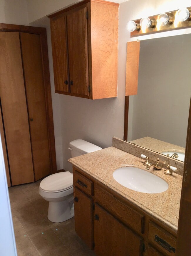 Building Photo - 3506 Highmeadow Ln