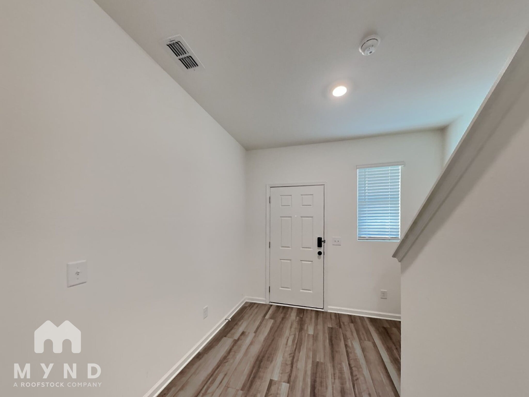 Building Photo - 2635 Coventry St SW