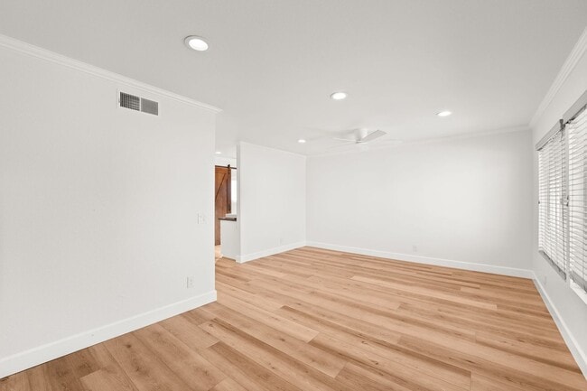 Building Photo - Beautiful Home in Dana Point