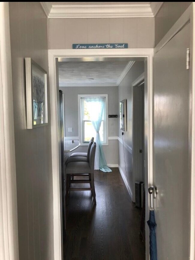 Building Photo - 46 Flintstone Rd