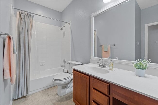 Building Photo - 554 Apricot Dr